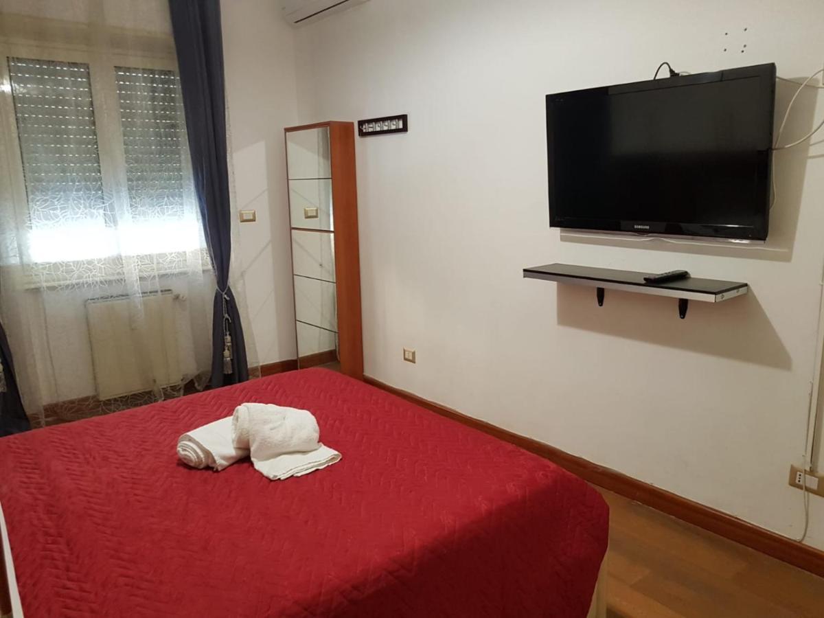 B&B Domus Ubaldi Roma Exterior foto