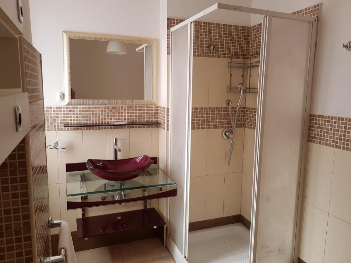 B&B Domus Ubaldi Roma Exterior foto